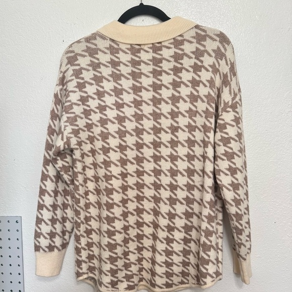 Dreamers By Debut Button Front Cardigan Houndstooth Pattern Cream Tan xs - Picture 7 of 8